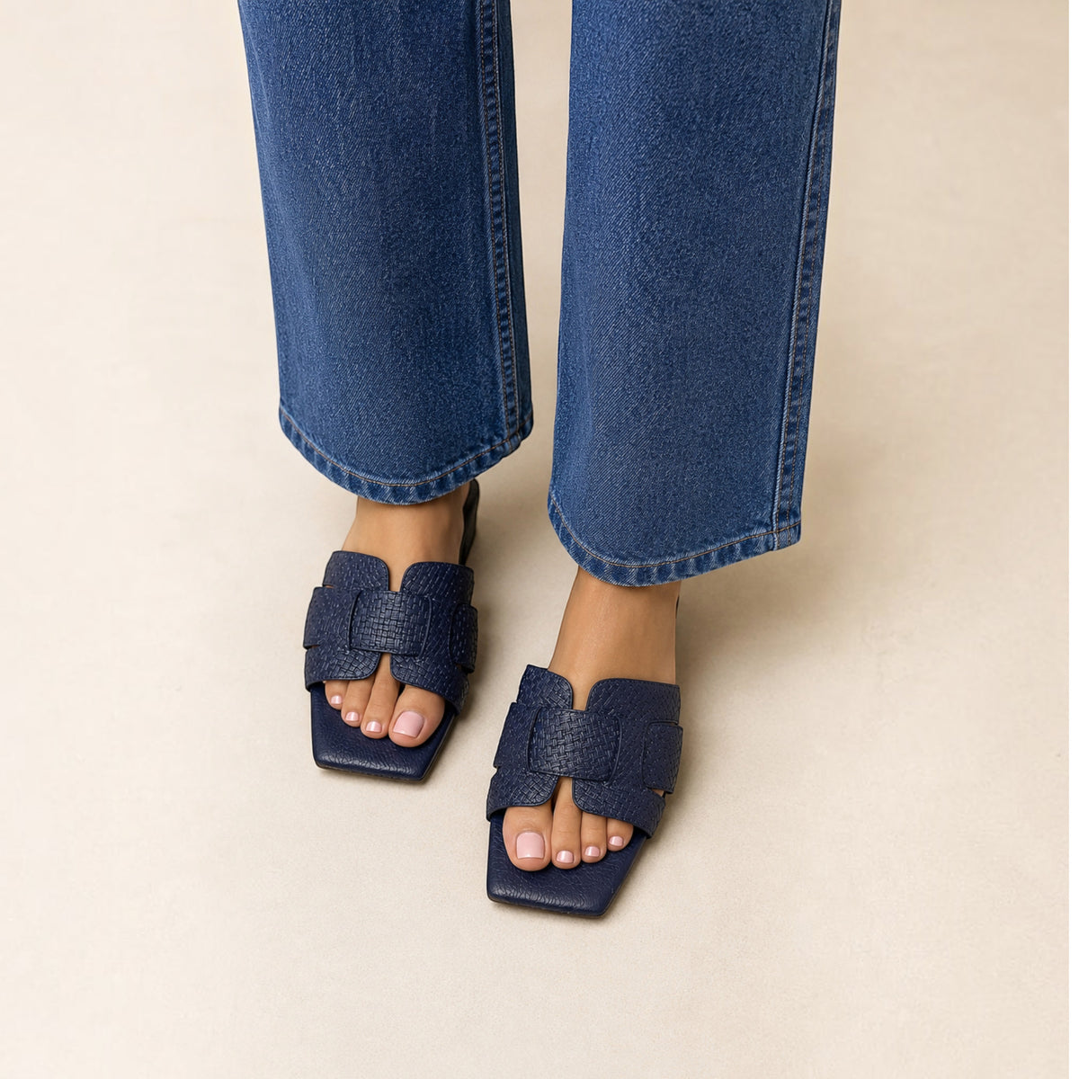 Minori Sandals